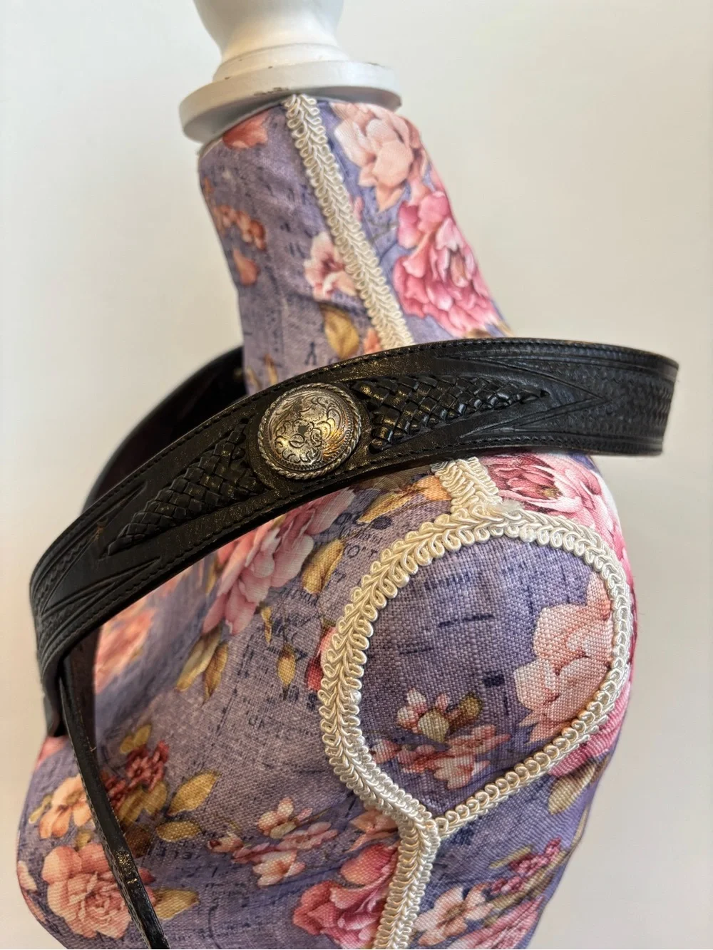 Tony Lama Black Tooled and woven Leather Mens belt with silver conchos